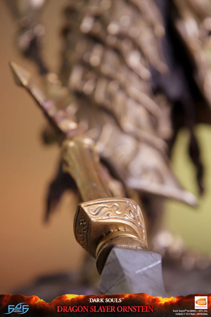 Dragon Slayer Ornstein - Dark Souls