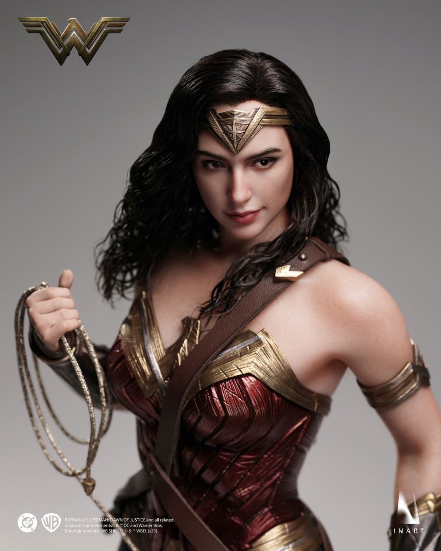 Wonder Woman - Batman v Superman: Dawn of Justice 1/6