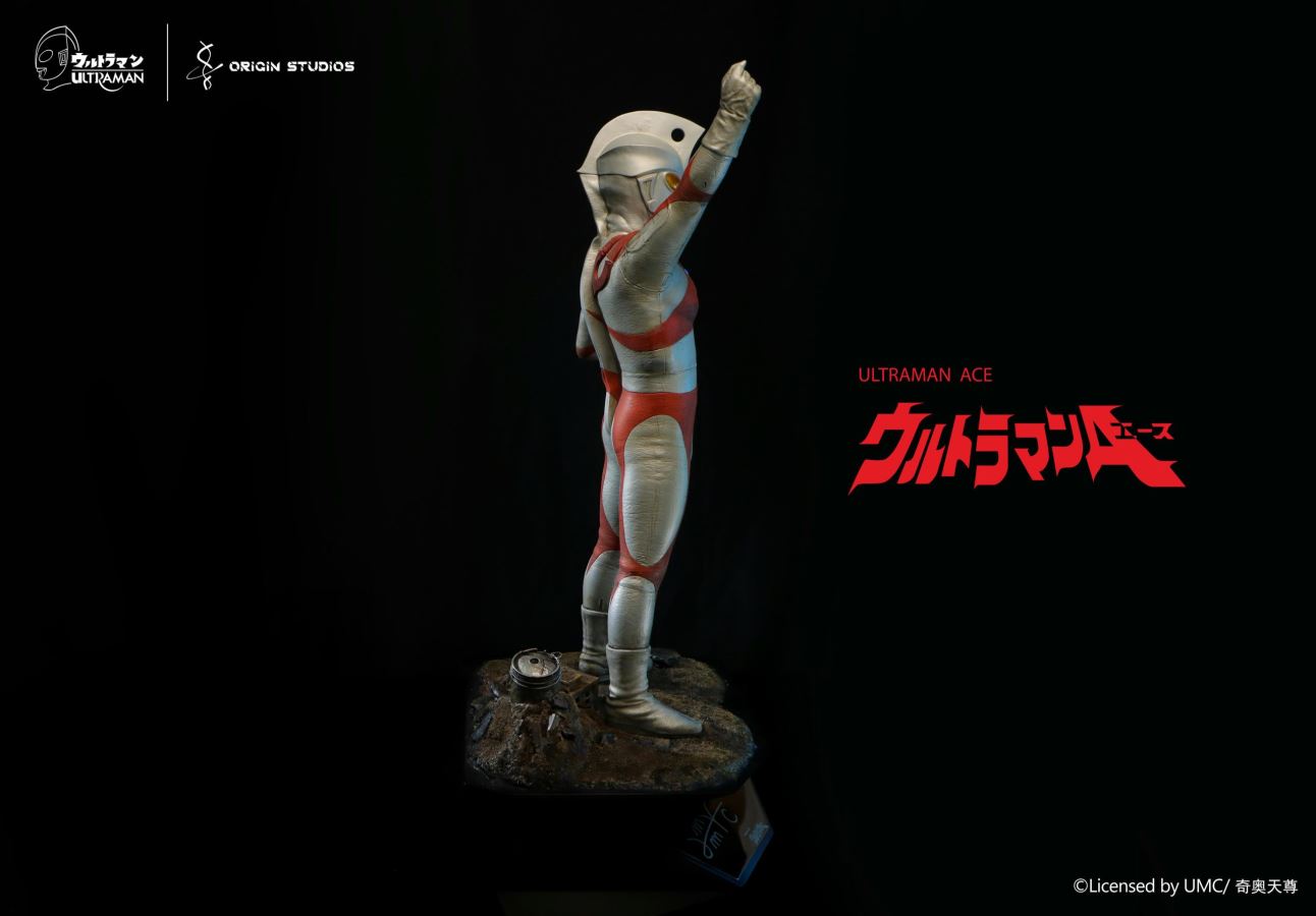 Ultraman Classic Ultraman Ace M78 Collector Statue