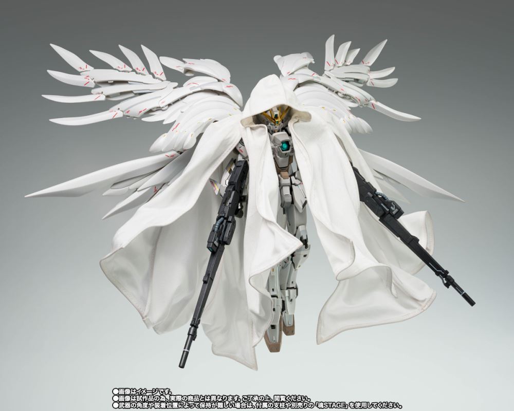 GUNDAM FIX FIGURATION METAL COMPOSITE Wing Gundam Zero Cloaked Custom