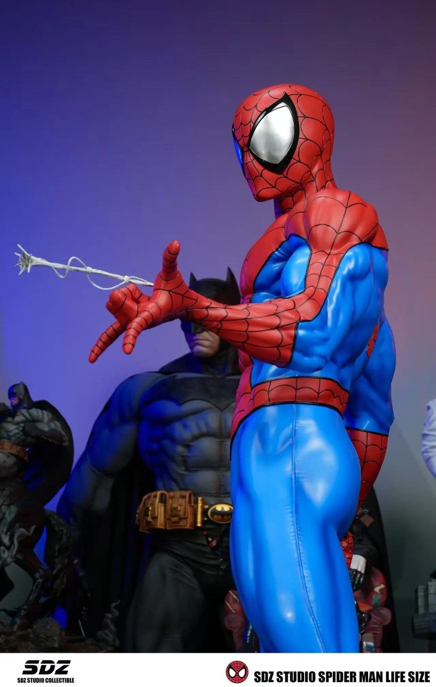 Spider-Man Comic Classic Life-Size