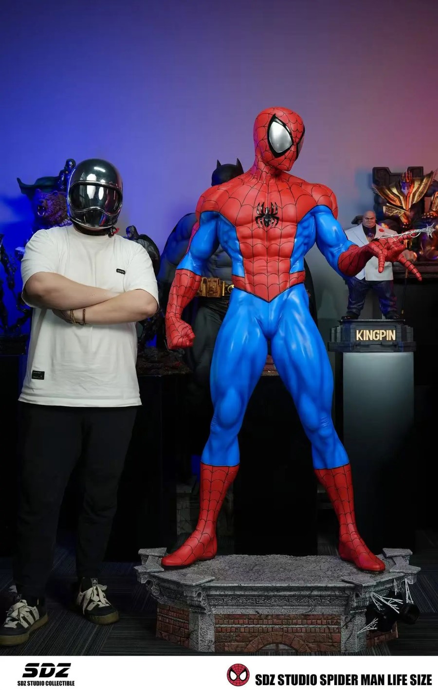 Spider-Man Comic Classic Life-Size