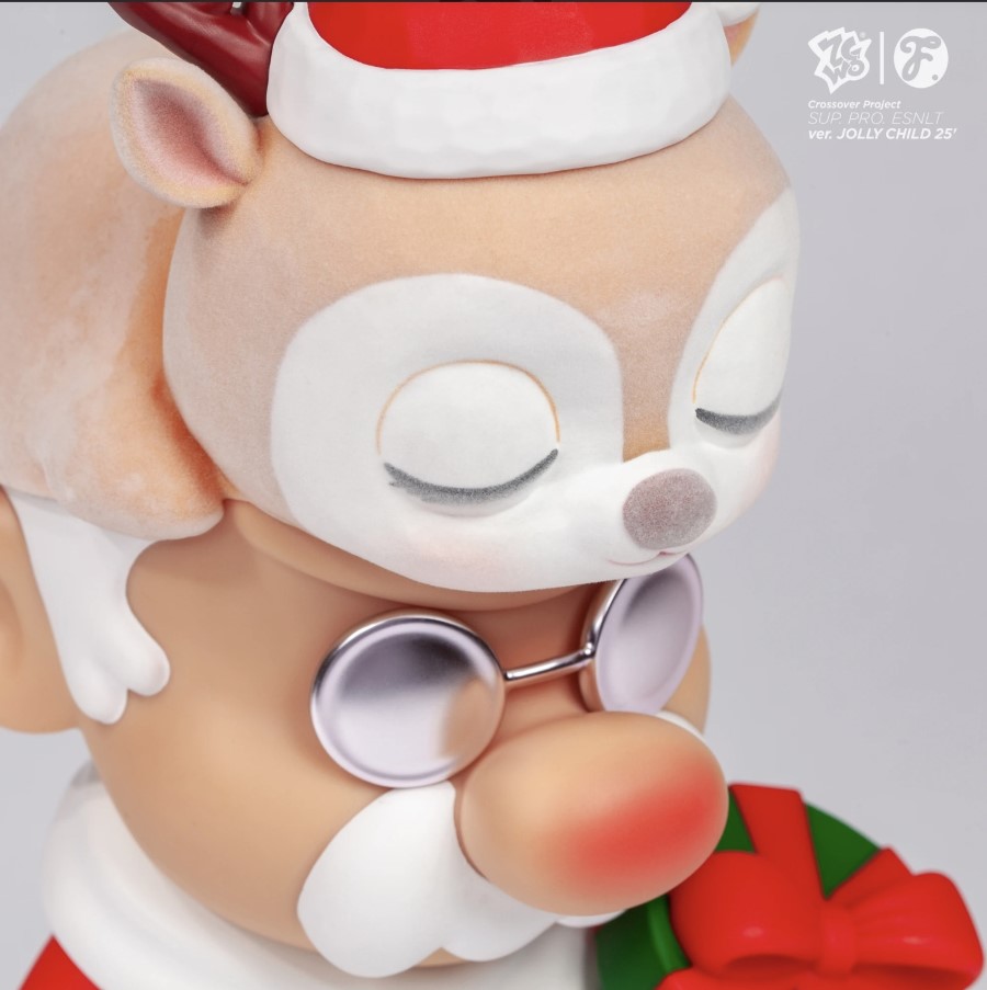 SUP. PRO. ESNTL // JOLLY CHILD 25' Christmas Killer