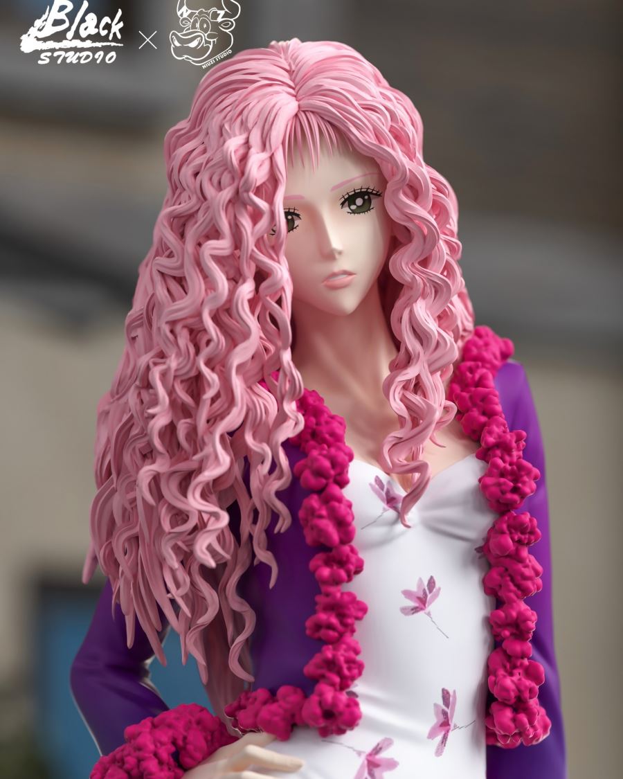 Layla Serizawa - NANA