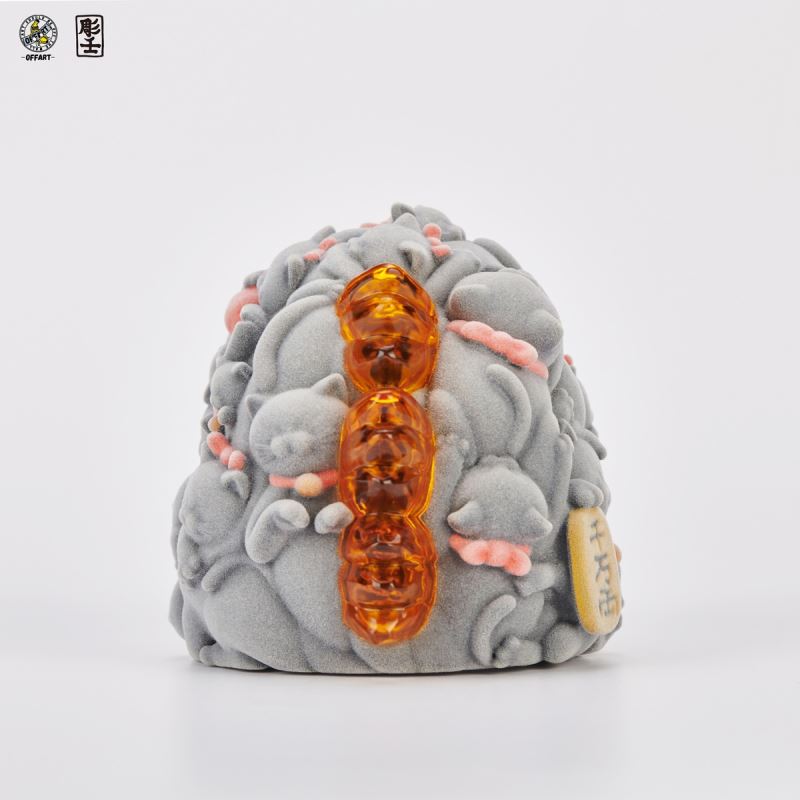 Hundred Cats Red Lotus Mini Fortune Head Sculpture - Flocked Version