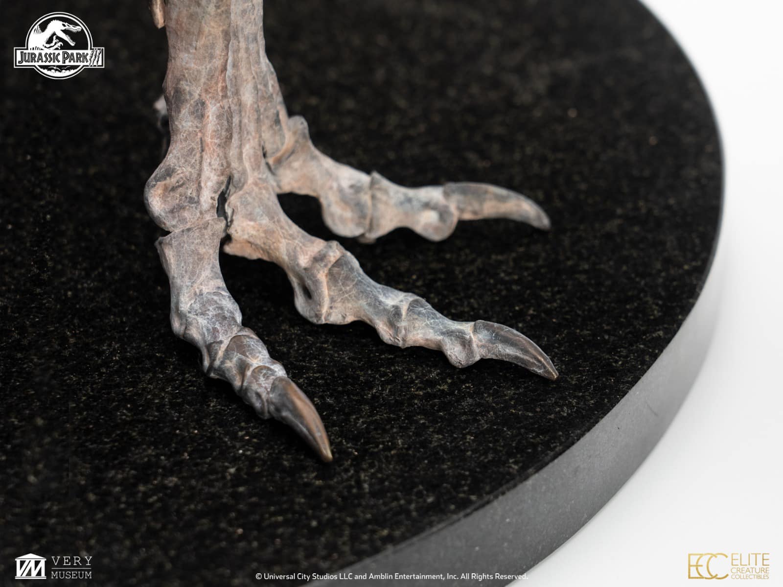 Bronze Spinosaurus Skeleton - Jurassic Park III 1/12