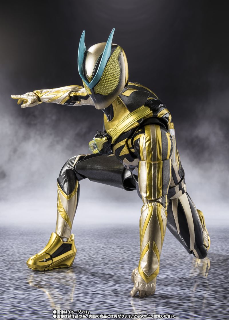 SHFiguarts Kamen Rider Z Inazuma Plasma