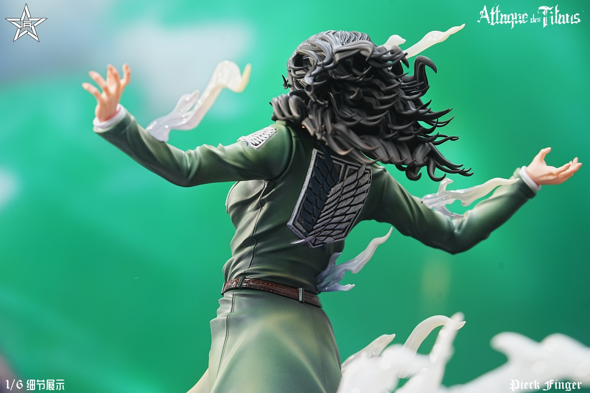 Diving Pixie - Attack on Titan