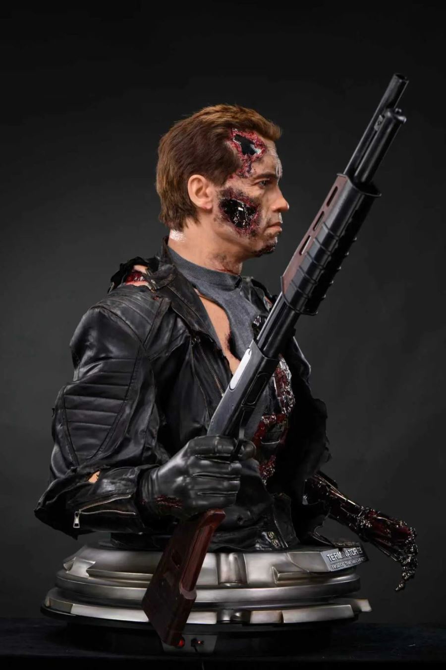 T-850 - Terminator 1/1 life size bust