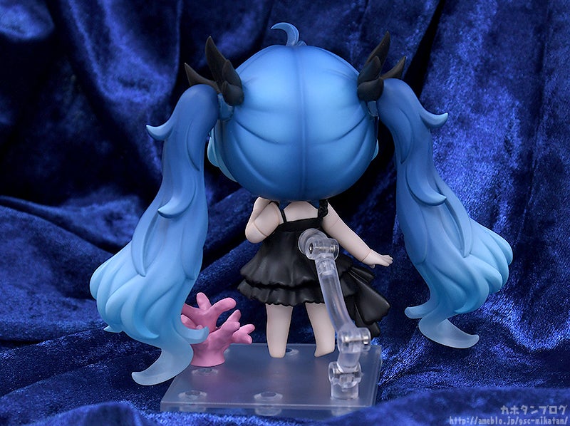 Nendoroid Hatsune Miku: Deep Sea Girl Ver