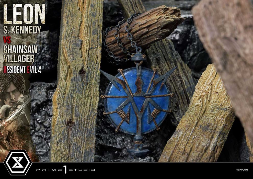 Resident Evil 4 Leon S. Kennedy versus Chainsaw Villager