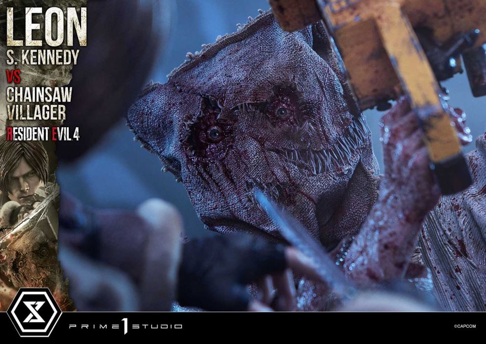 Resident Evil 4 Leon S. Kennedy versus Chainsaw Villager
