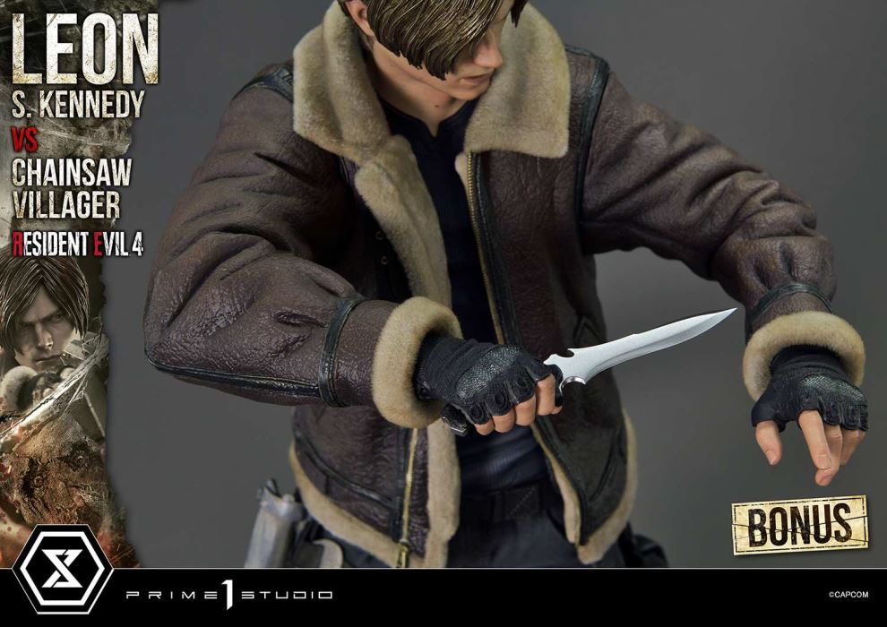 Resident Evil 4 Leon S. Kennedy versus Chainsaw Villager