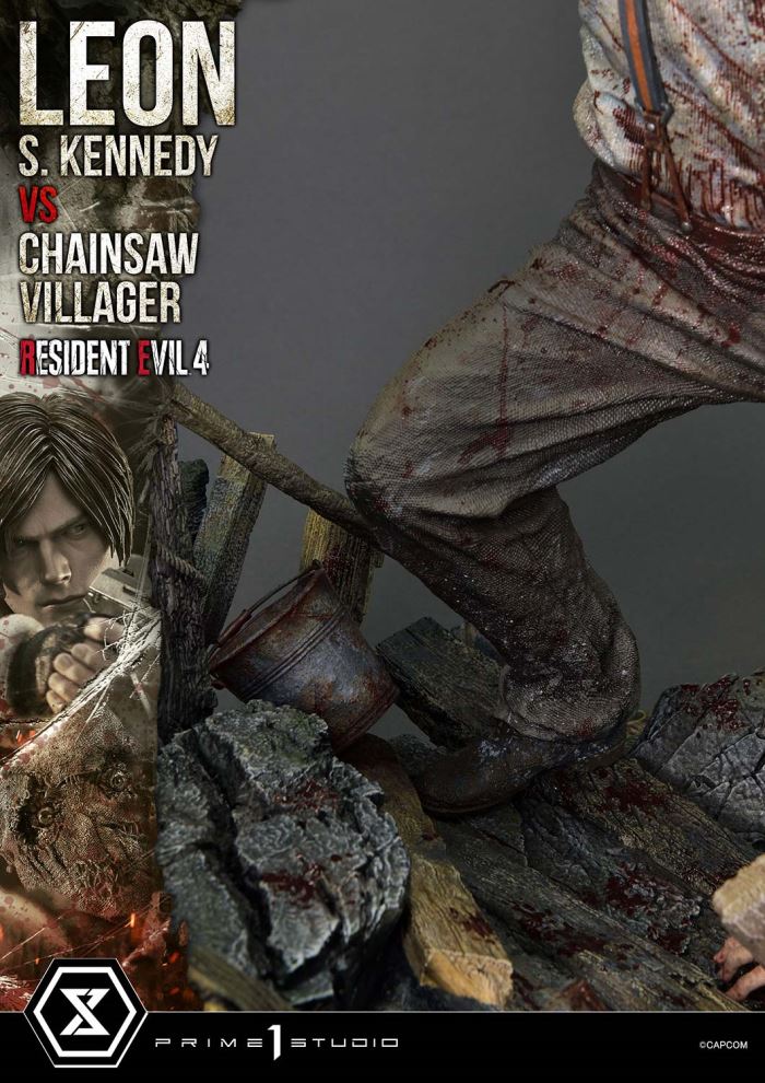 Resident Evil 4 Leon S. Kennedy versus Chainsaw Villager