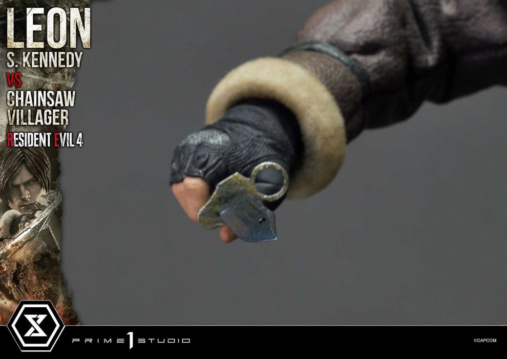 Resident Evil 4 Leon S. Kennedy versus Chainsaw Villager