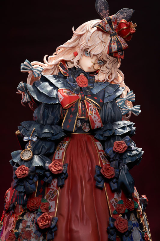 Red Queen and Princess Alice 1/6