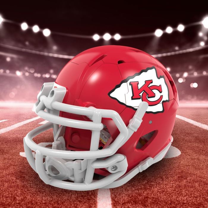 National Football League (NFL) x TRANSFORMERS