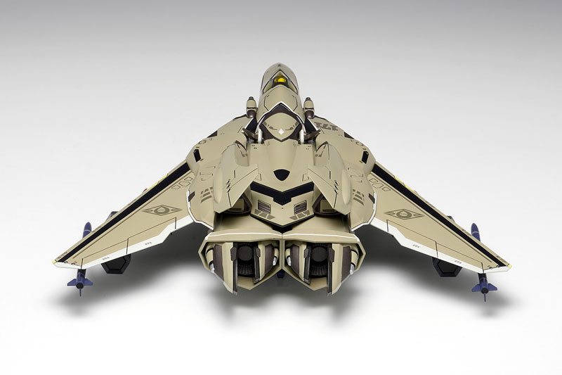 Macross Delta VF-171 Nightmare Plus [Outlying Space Type] 1/72