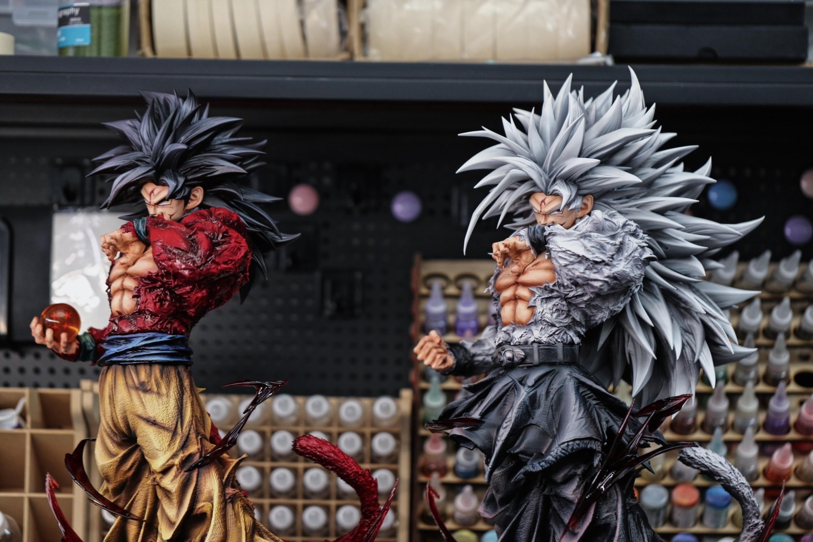 Super Saiyan 4 Goku - Dragon Ball