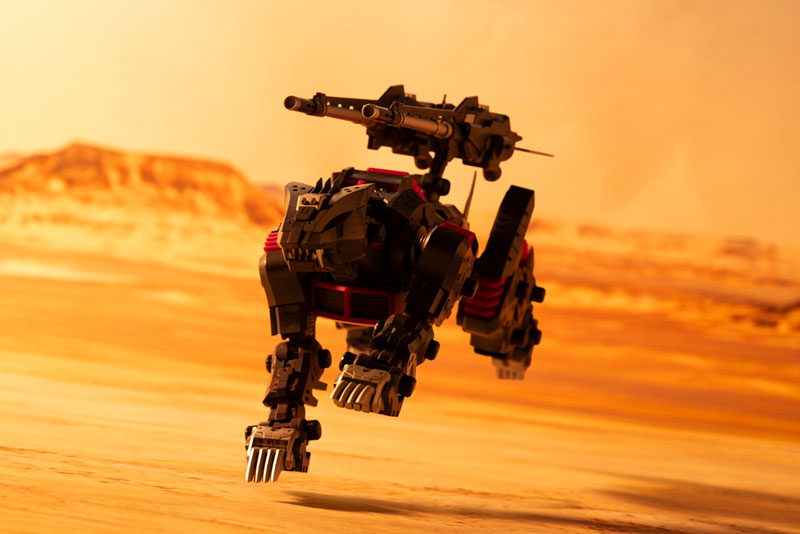 ZOIDS LIGHTNING SAIX Irvine Special 2000 -Recolor- 1/72