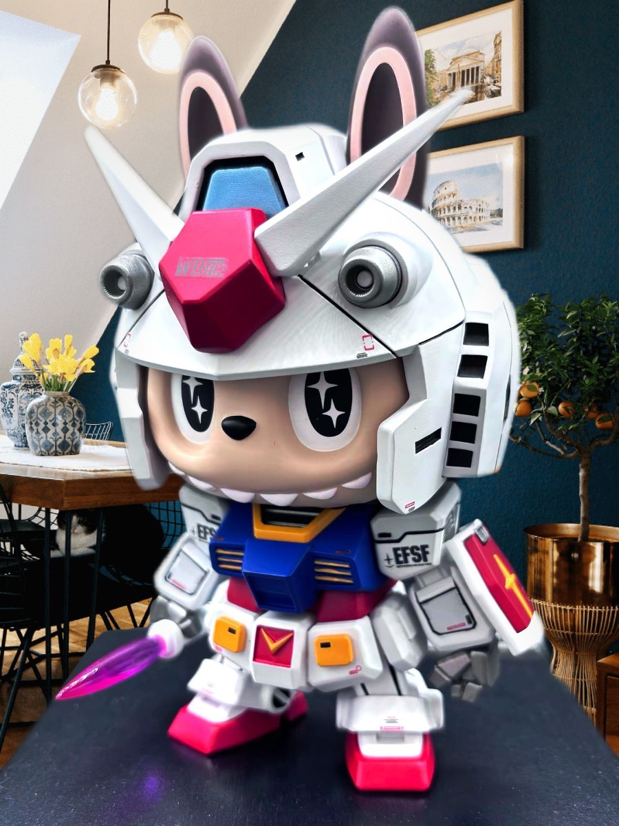 Mobile Suit Gundam + Labubu
