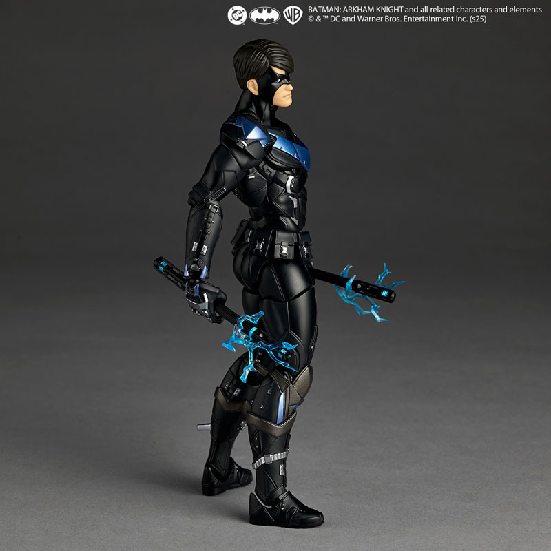 Revoltech Amazing Yamaguchi Batman: Arkham Knight Nightwing