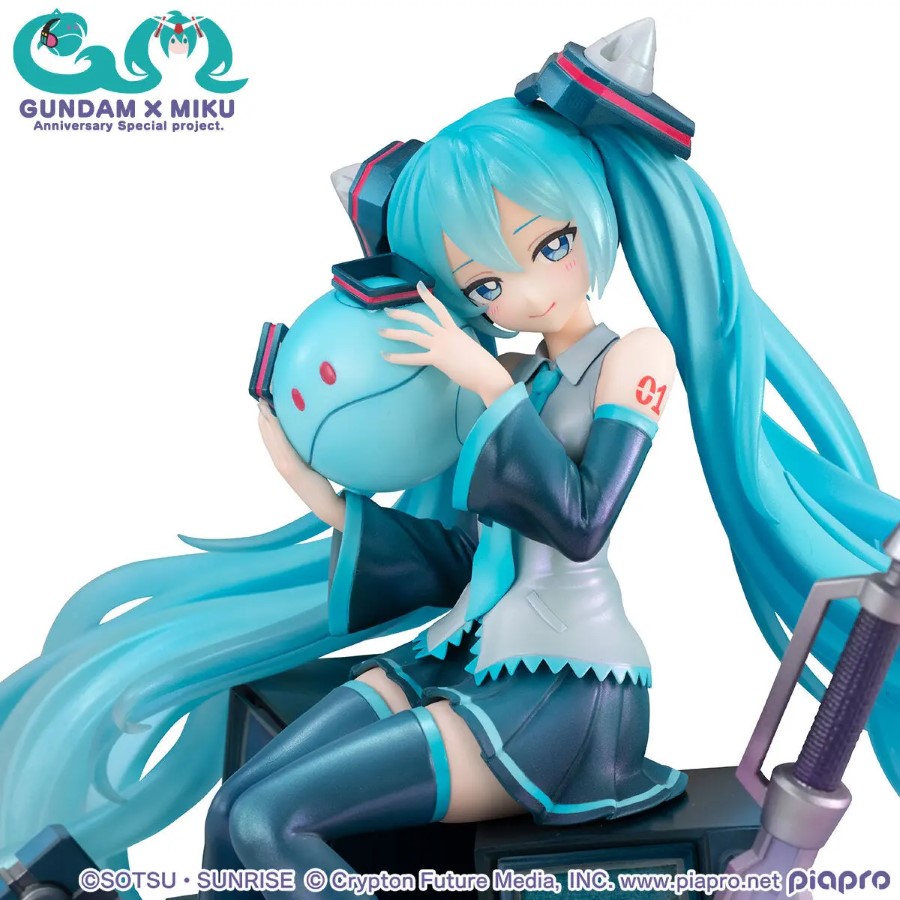 Kidou Senshi Gundam 00 Haro Gundam x Miku Anniversary Special Project Lucrea 1/7