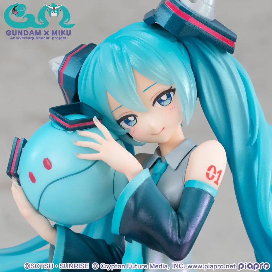 Kidou Senshi Gundam 00 Haro Gundam x Miku Anniversary Special Project Lucrea 1/7