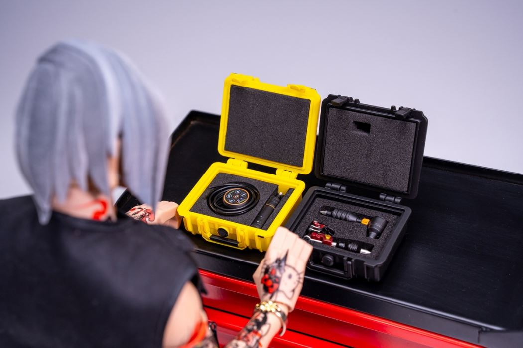 Doll Tattoo Artist 1/6