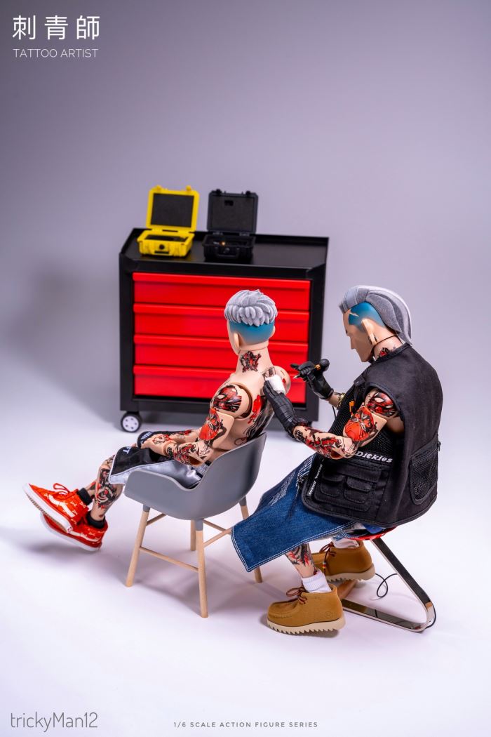 Doll Tattoo Artist 1/6