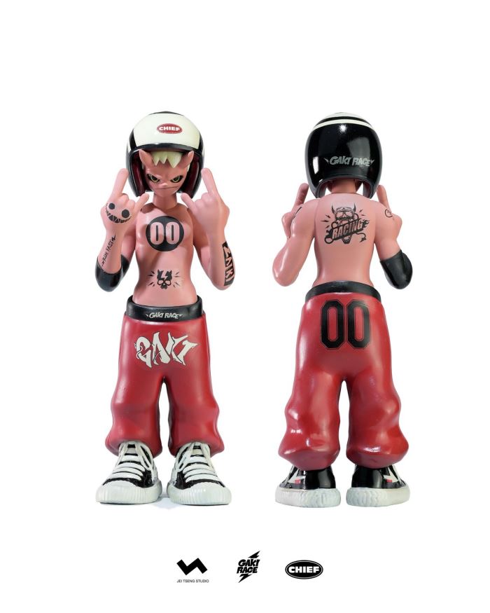 Helmet Figurines - No. 00 ZAIKI & No. 01 KOZA