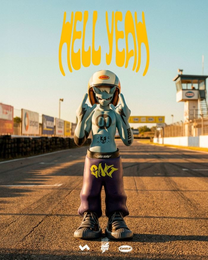 Helmet Figurines - No. 00 ZAIKI & No. 01 KOZA