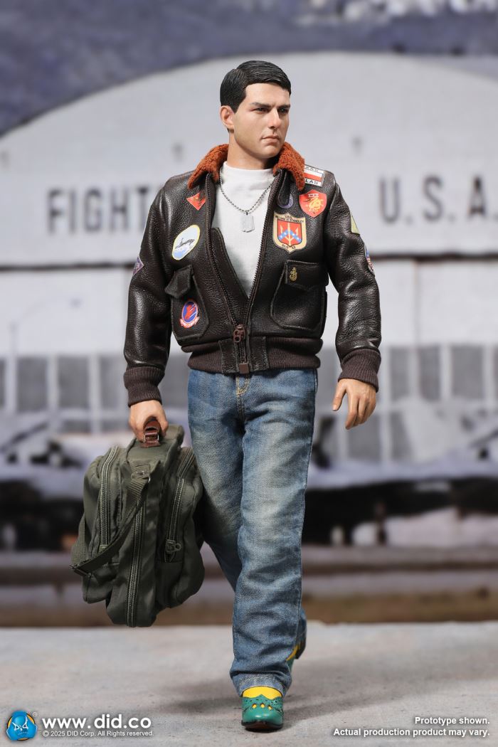 US Navy Pilot - Lieutenant Peter 1/6