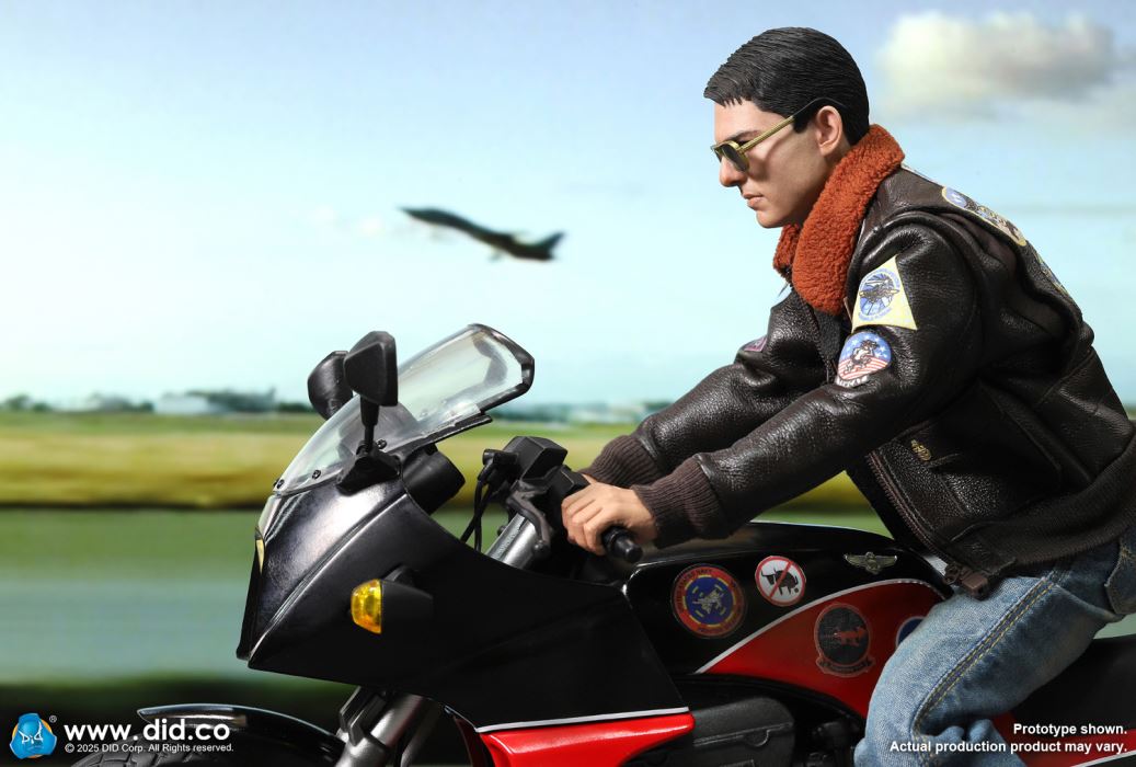 US Navy Pilot - Lieutenant Peter 1/6
