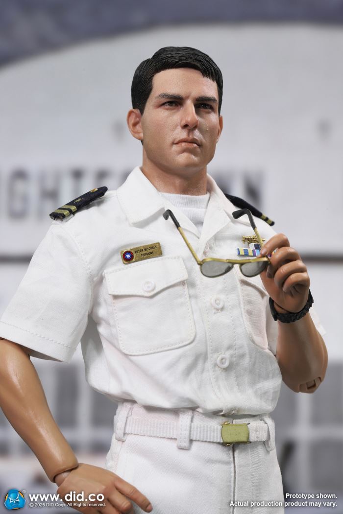 US Navy Pilot - Lieutenant Peter 1/6