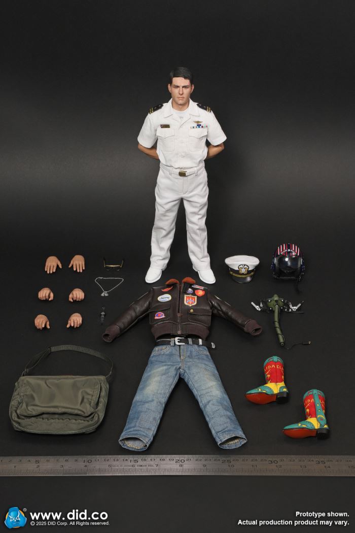 US Navy Pilot - Lieutenant Peter 1/6