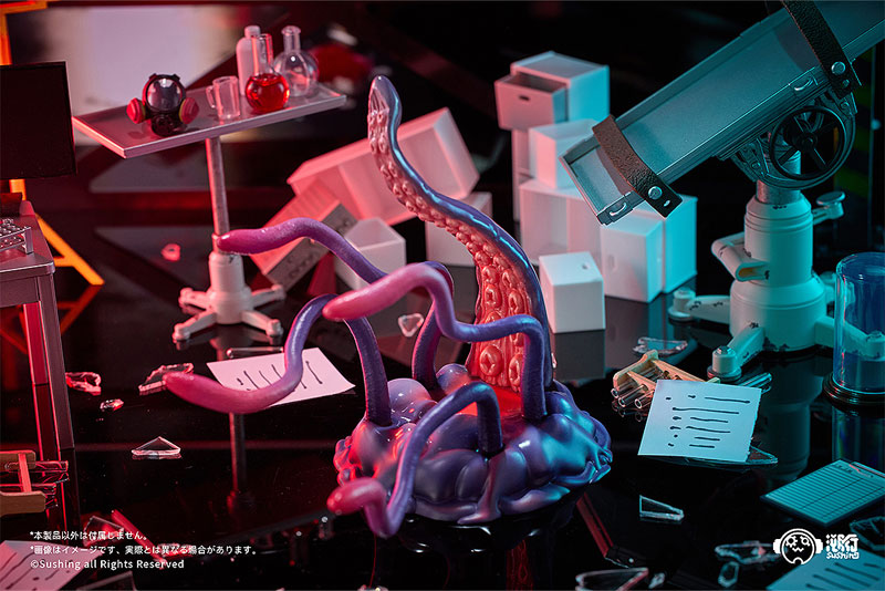 Articulated Base Series UBC-404: Adult Ver. & Larva Ver