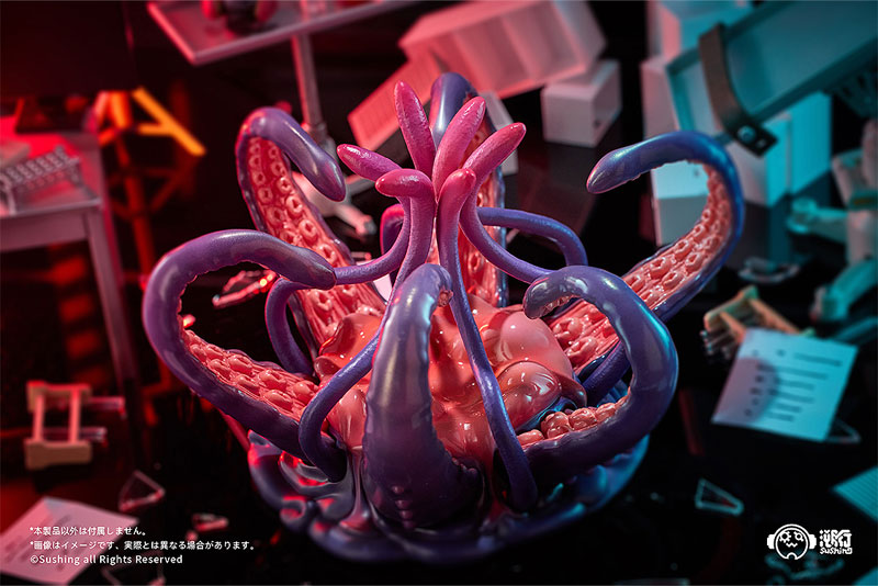 Articulated Base Series UBC-404: Adult Ver. & Larva Ver