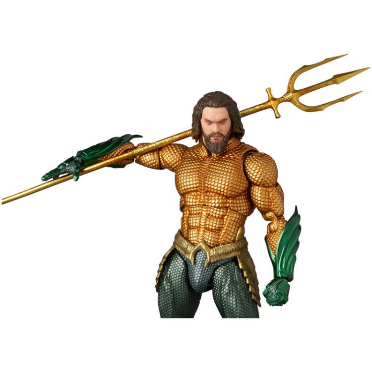 No.267 MAFEX AQUAMAN (GOLD & GREEN SUIT)
