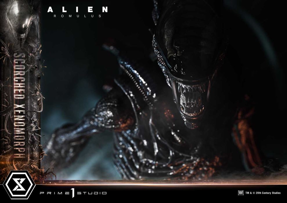 Alien: Romulus  Scorched Xenomorph DX Version