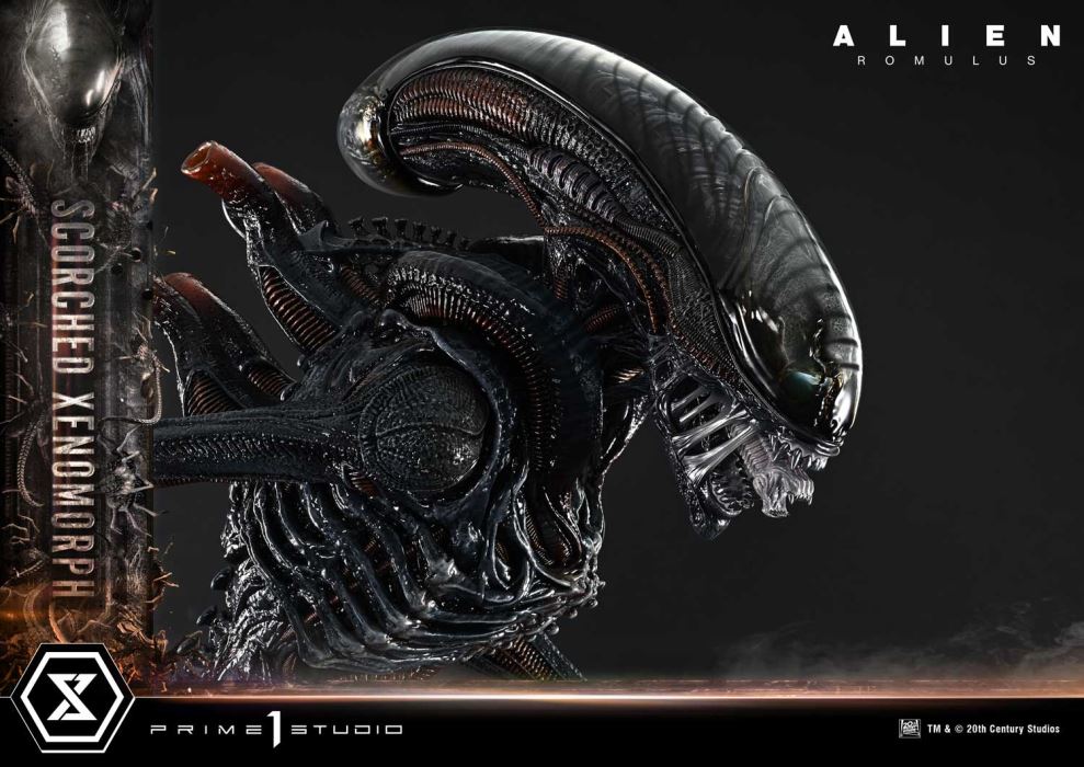 Alien: Romulus  Scorched Xenomorph DX Version