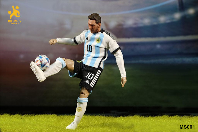 Football Player 1/12