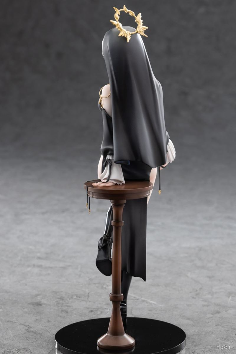 Sister Anastasia 1/6