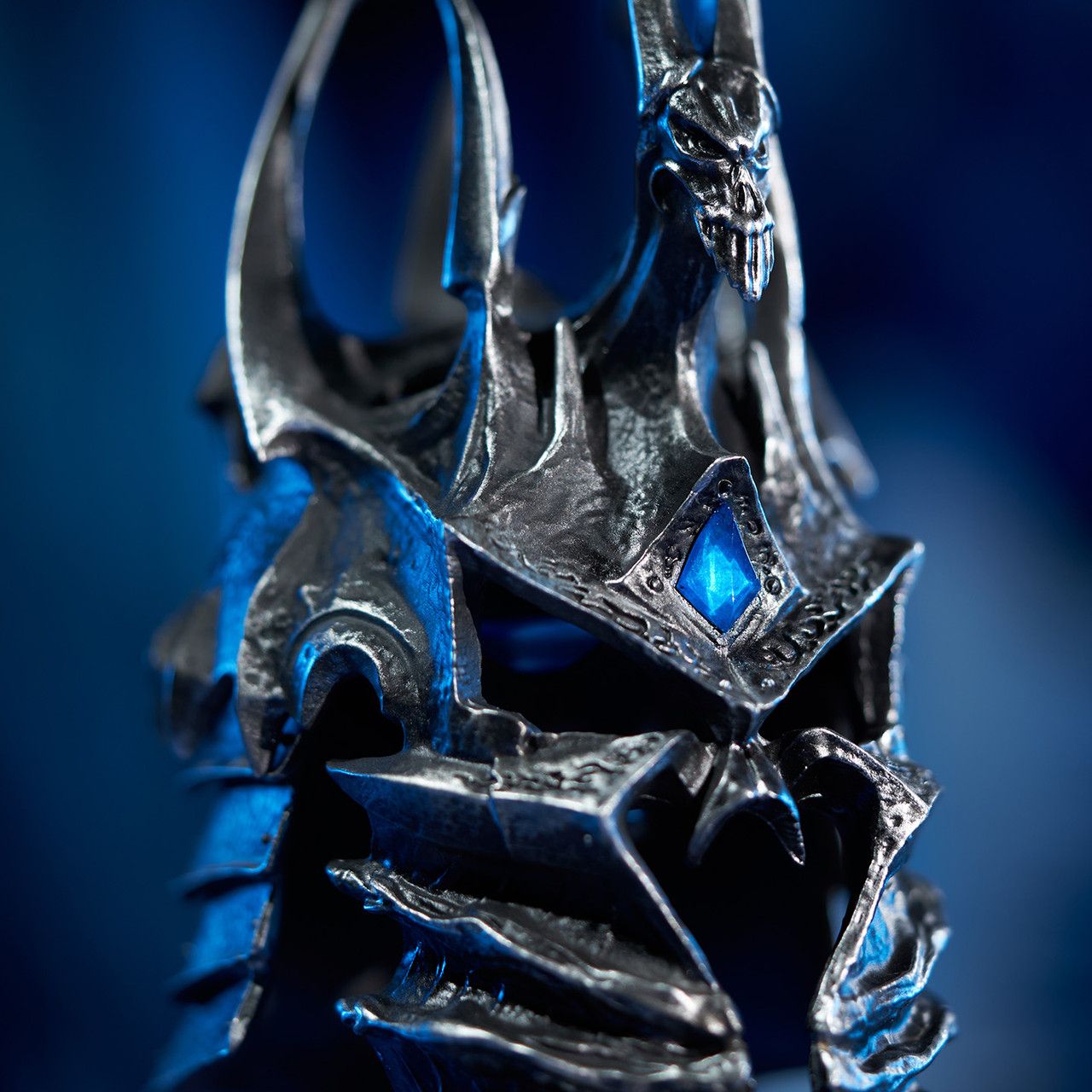 World of Warcraft Helm of Domination Collector’s Edition Replica