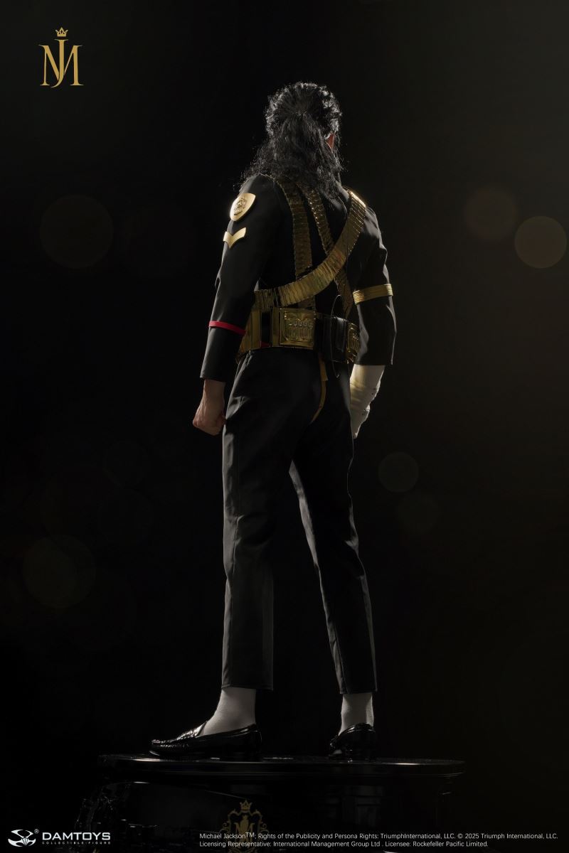 Michael Jackson 1/2 Hyper-Realistic Celebrity Statue