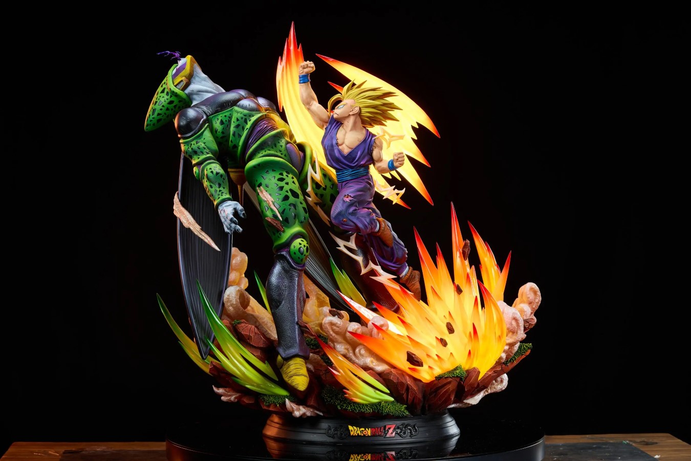 Gohan vs Cell - Dragon Ball