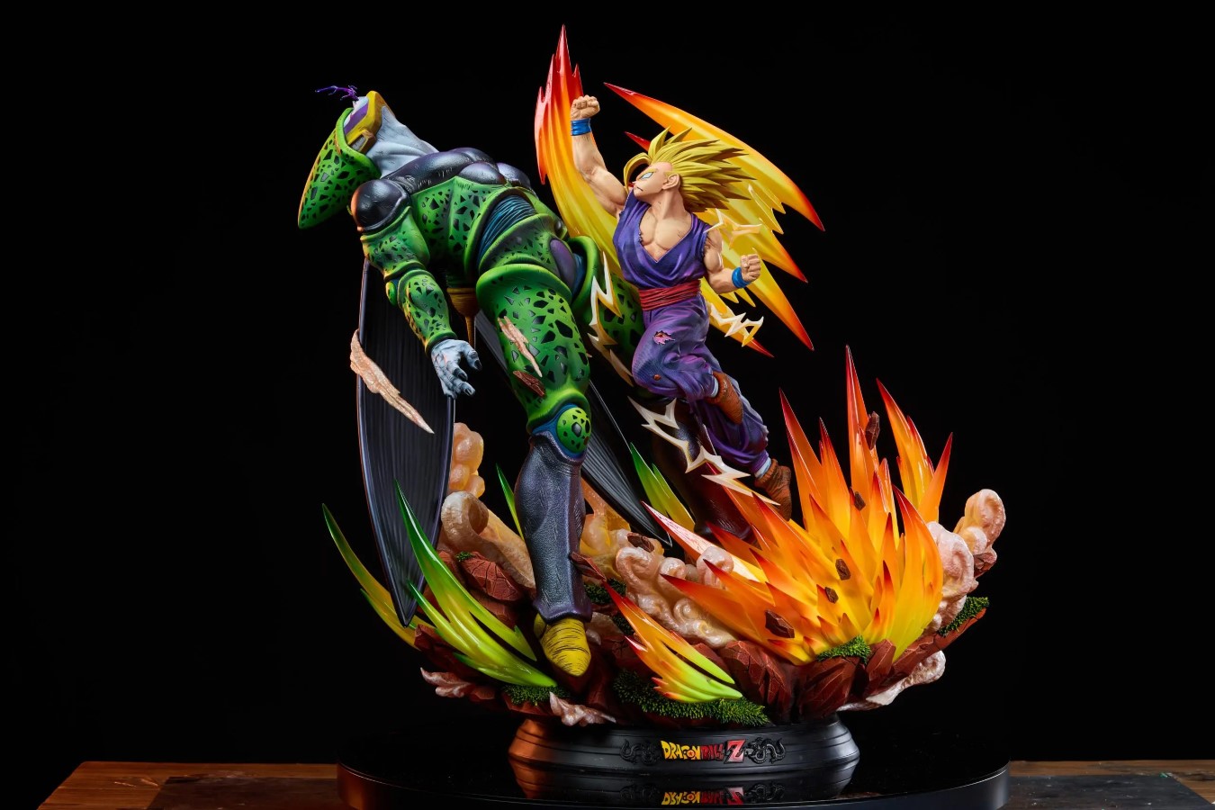 Gohan vs Cell - Dragon Ball
