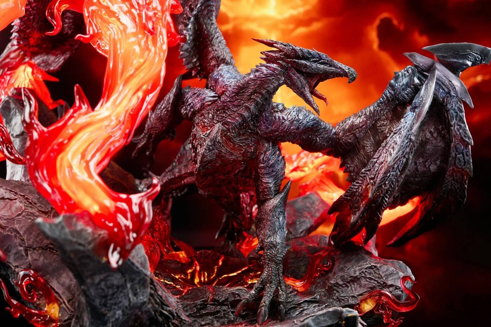 Valstrax & Risen Crimson Glow Valstrax - Monster Hunter