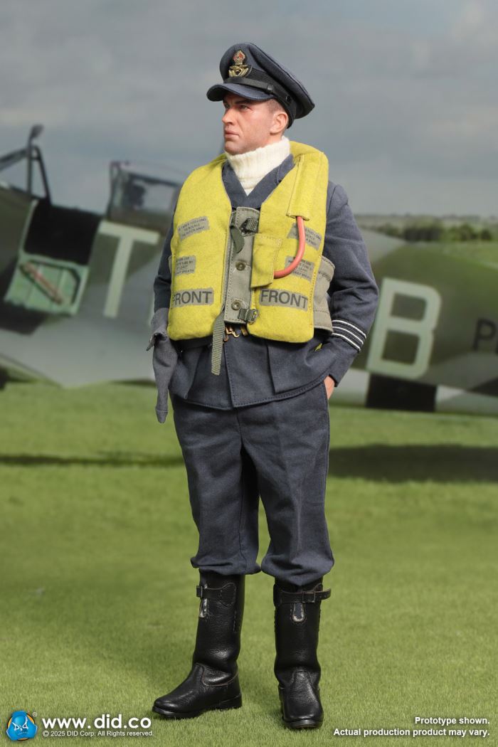 WWII British pilot Squadron Leader Tom 1/6