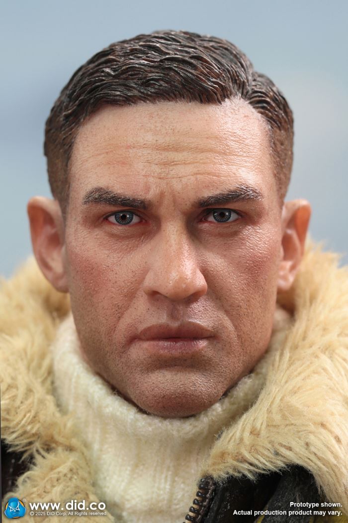 WWII British pilot Squadron Leader Tom 1/6